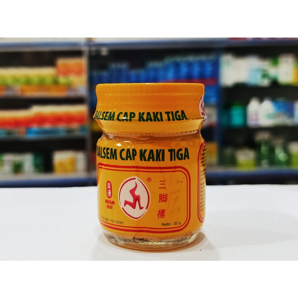 Balsem Kuning 20gr Cap Kaki tiga - Meredakan pegal linu dan masuk angin