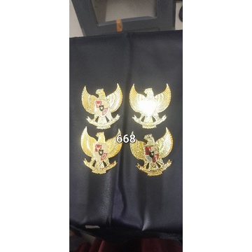 pin garuda 5cm