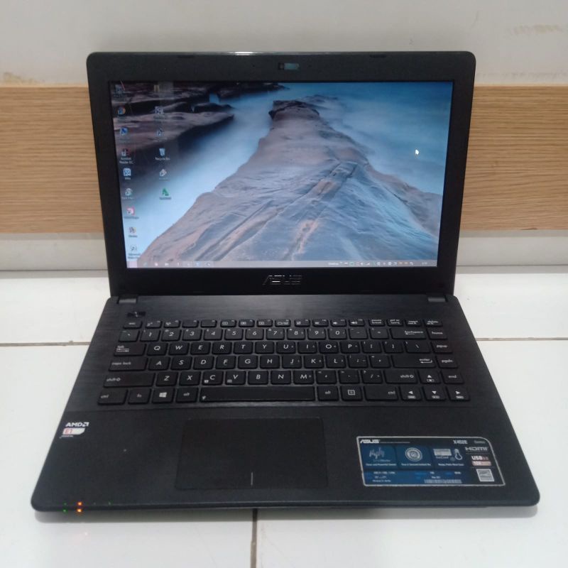 Laptop Asus X452EA Amd E1-2100 Ram 4GB Hardist  500GB Layar 14 inch Full aplkasi siap pakai windows 10