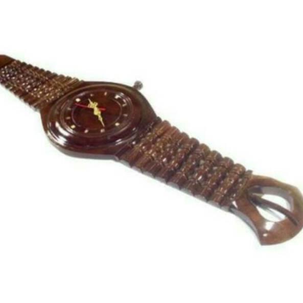 Tren Terbaru JAM DINDING MODEL JAM TANGAN UKURAN BESAR BAHAN KAYU JATI UKURAN BESAR