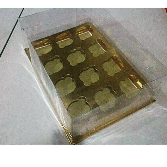 

ウ Box mika cupcake isi 12 / dus cake emas ⇢