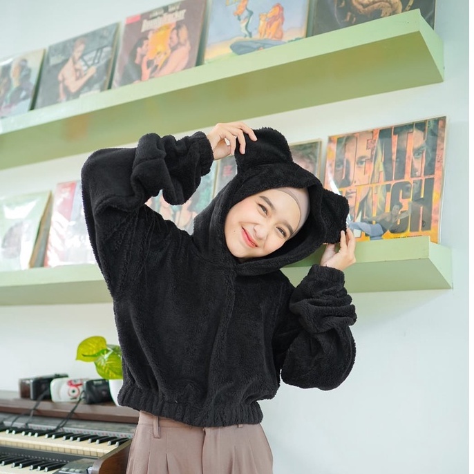 Sherva Jaket-Jaket Sherva Wanita Kekinian- Jaket Sherva Bulu Tebal Halus -Jaket Terbaru