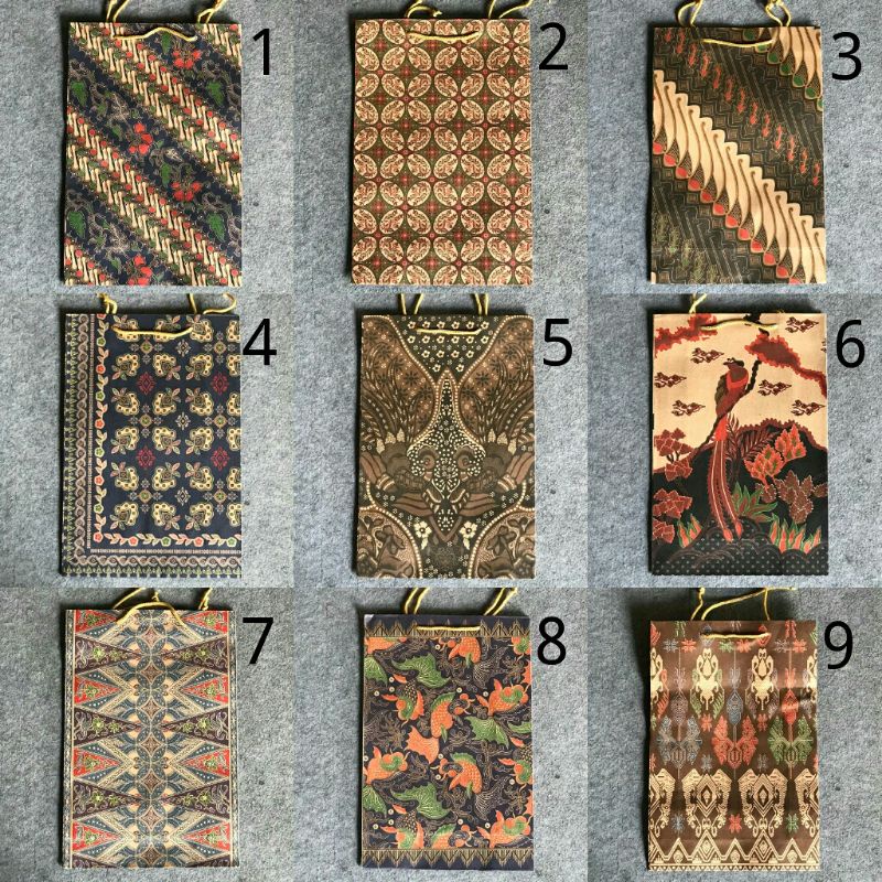 

Paperbag Batik Medium Samson Doff
