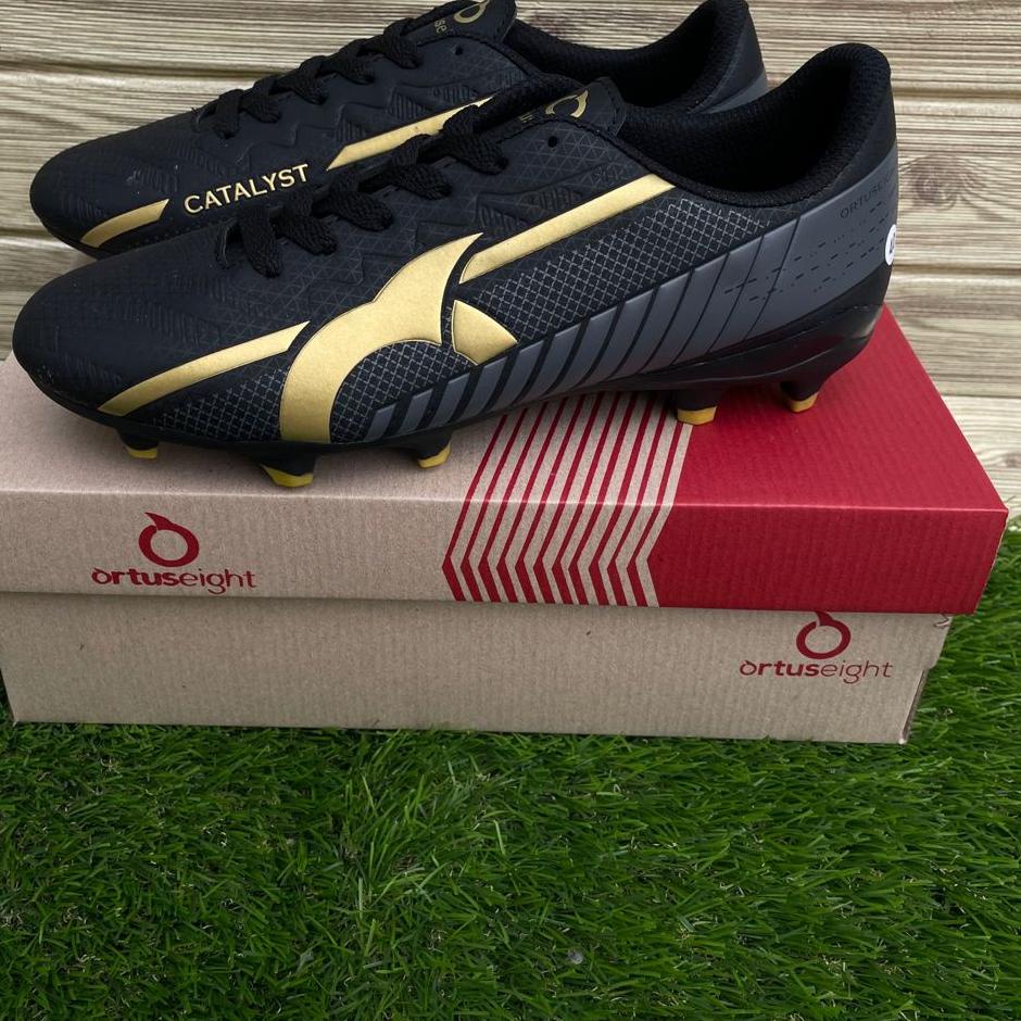 Super Star Sepatu ortus liberte bola pria  Sepatu sepak bola hitam original