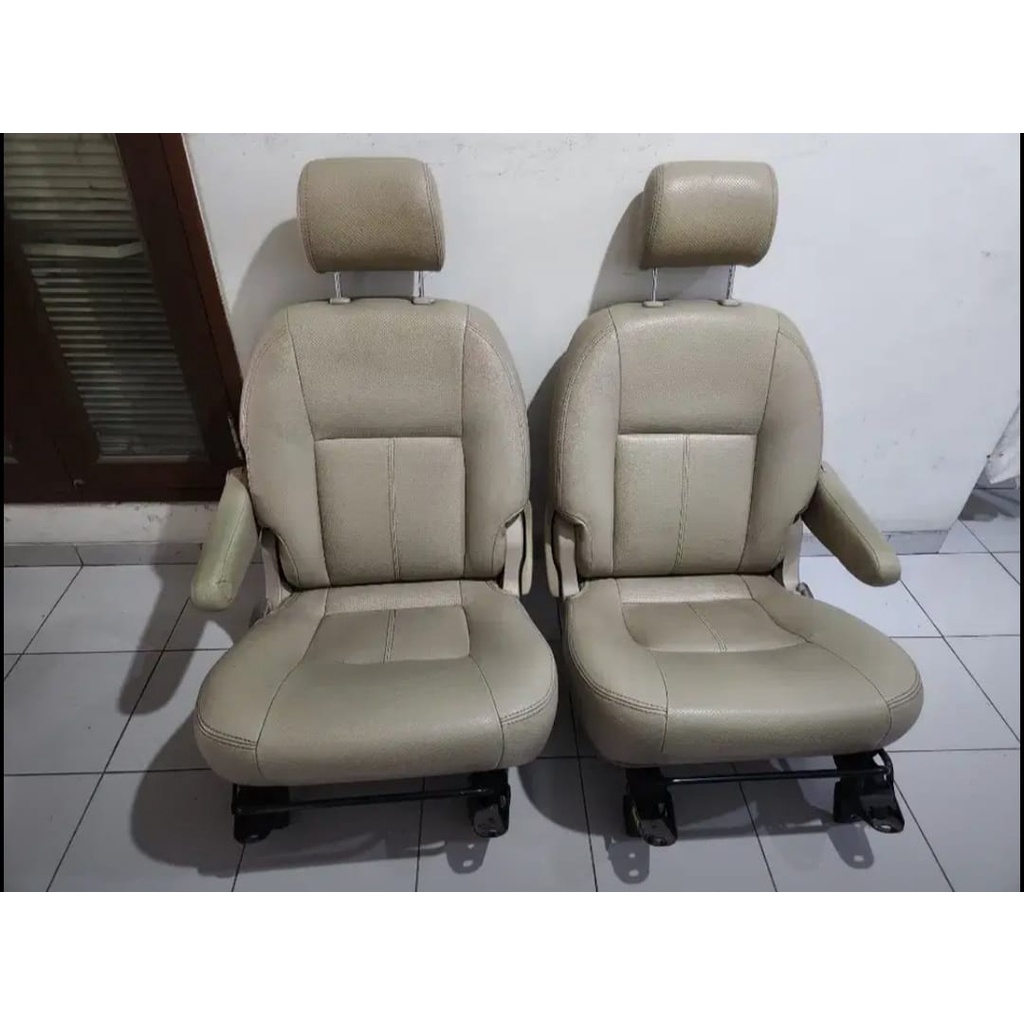 Jok Kursi Captain Seat Innova 2008