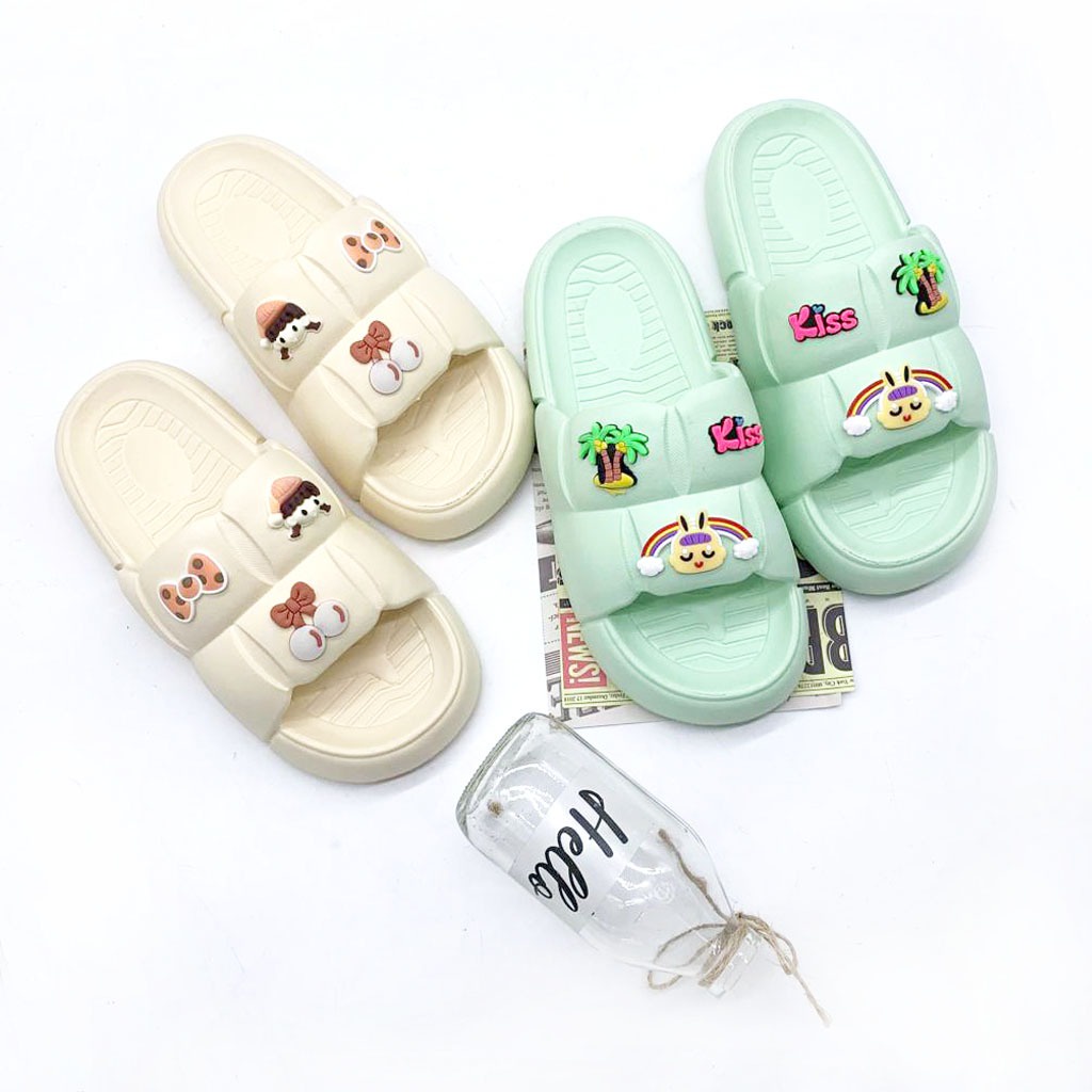 Sandal Wanita Terbaru Sandal Slop Jelly Karet Rumahan Empuk Elastis