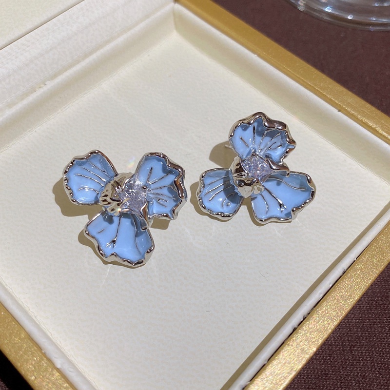 Emas Putih Zirkon Bunga Lautan Biru Iris Bunga Desain Berlebihan Anting Stud