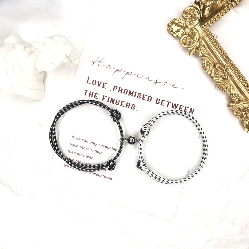 GELANG COUPLE MAGNET HITAM PUTIH