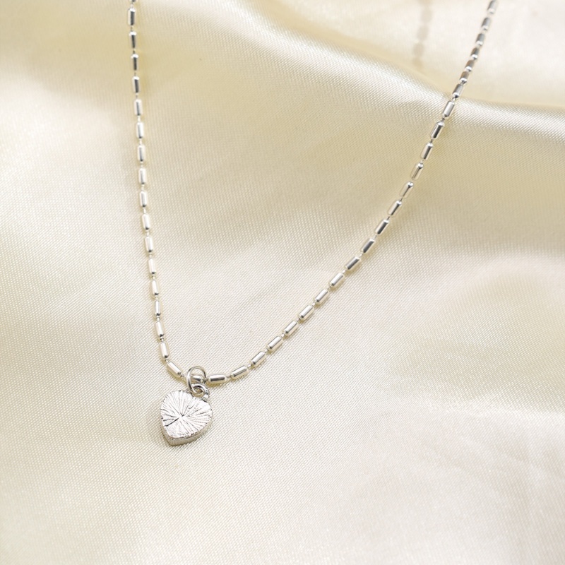 Kalung Liontin Rantai Opal Berbentuk Hati Halus Trendi Untuk Wanita Temperamen Perhiasan Hadiah Pernikahan