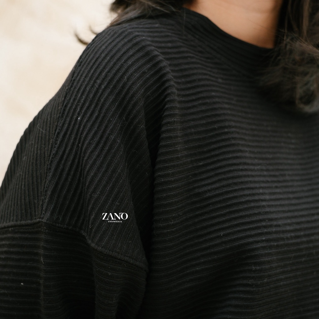 ZANO BASICS Sweater Crop Ellie