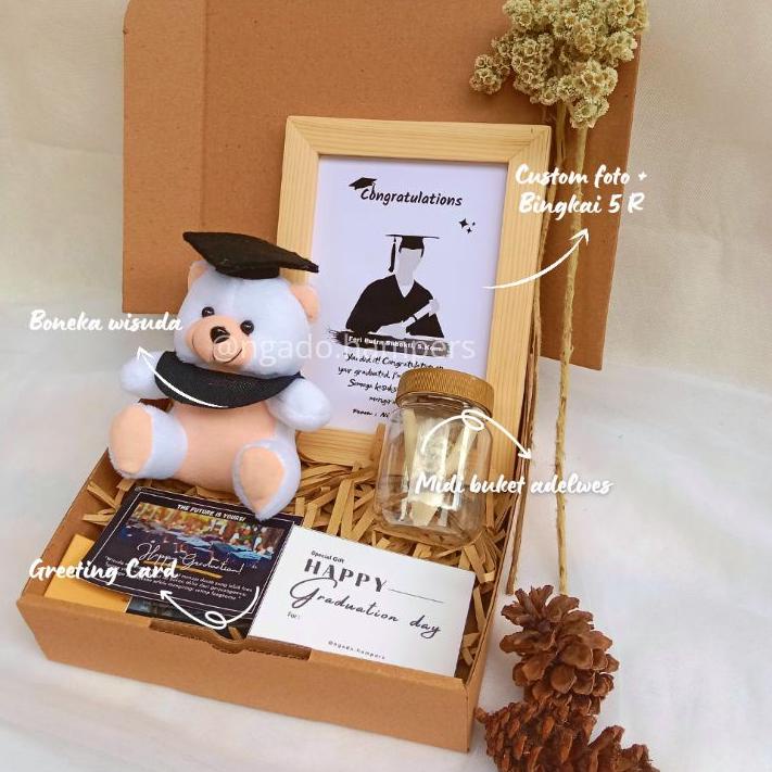 

Kado Wisuda/ Kado Graduation/Kado Cewek/ Kado Cowok/ Kado Aesthetic Termurah