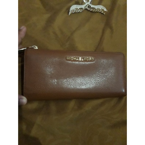 Dompet MK