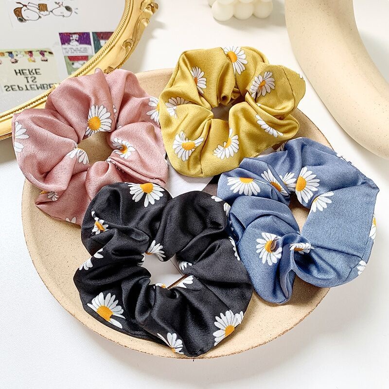 Ikat Rambut Scrunchie Rose / Kunciran Rambut Korea Style Aksesoris Wanita Jilbab Kuncir Cepol Hijab Babycinnamon