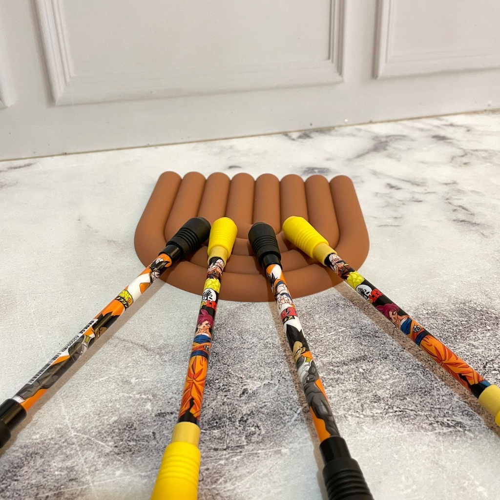 

PULPEN PUTAR MAGNET TONGKAT DRAGON BALL READY 2 WARNA TINTA HITAM UNIK HARGA TERMURAH PEN PUTAR KARAKTER DRAGONBALL WARNA HITAM DAN KUNING BEST QUALITY READY COD