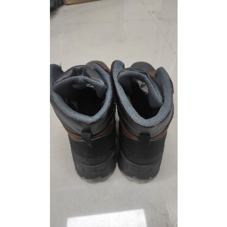 Safety Shoes Red Wing Seri 3228, Size 45, bekas