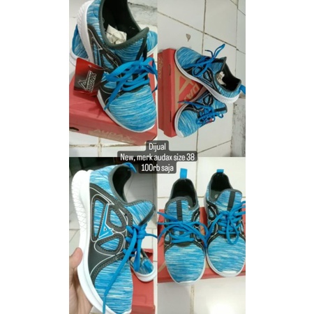 Sepatu audax new