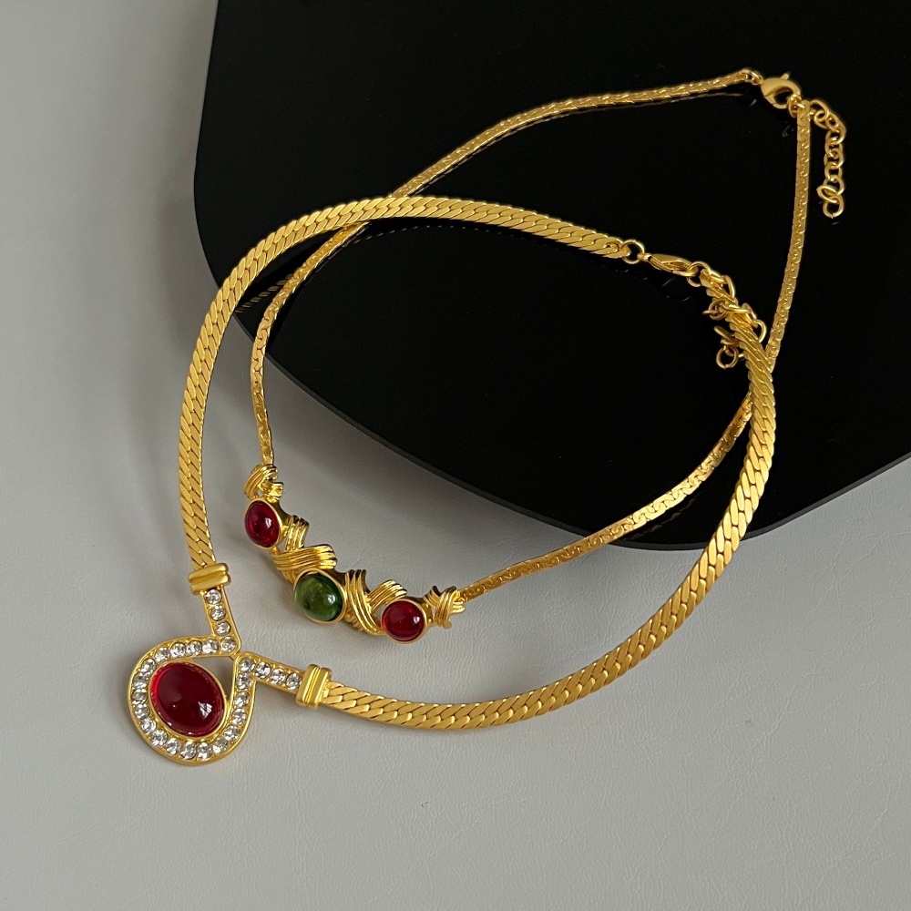 Korea Ringan Mewah Elegan Baru Royal Vintage Kalung Mulia Elegan Kaca Berlian Necklace