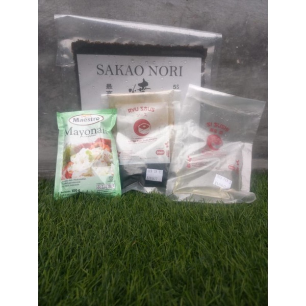 

SGS paket sushi hemat halal