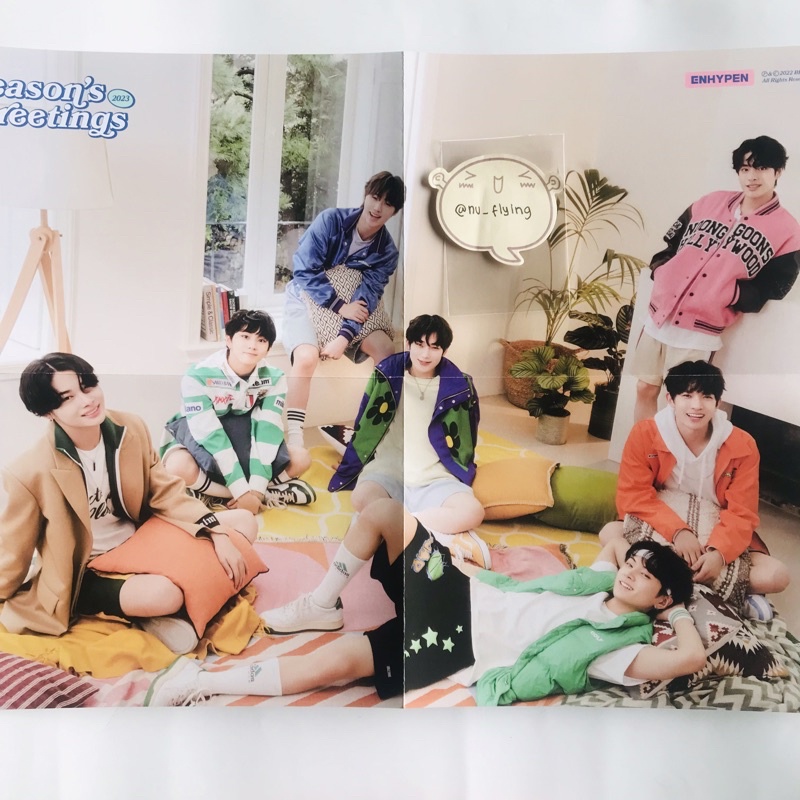 Folded poster enhypen 2023 season’s greetings