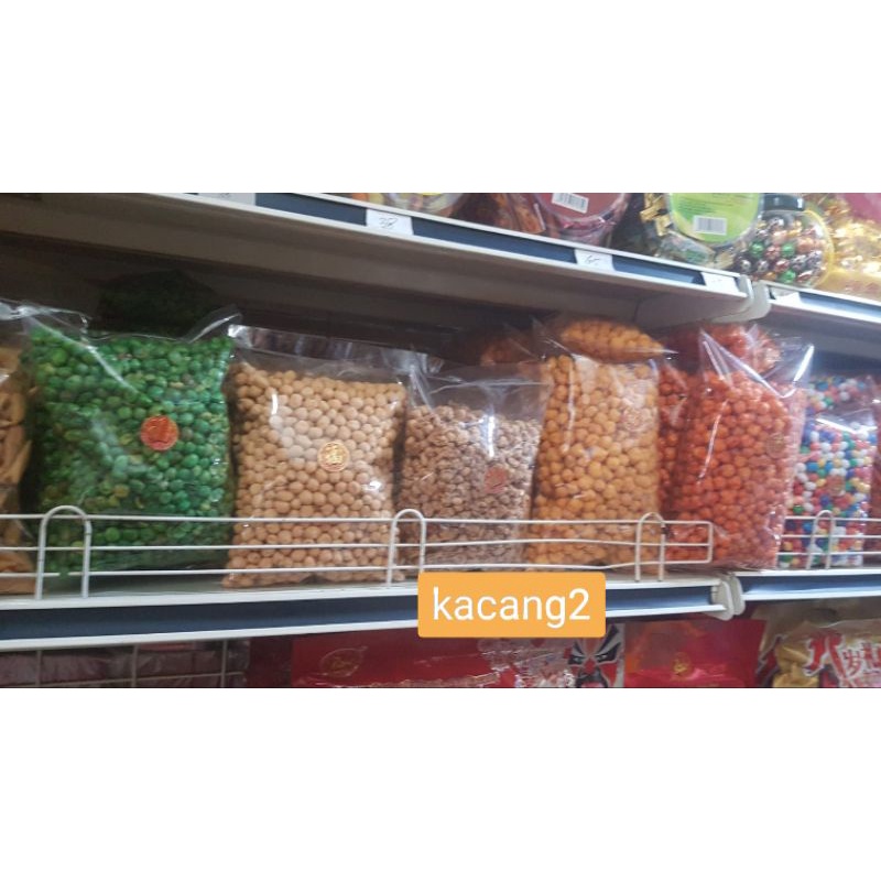 

HAMPERS IMLEK 2024 SNACK KACANG NATAL POLONG HIJAU 500 gram snack cemilan hari raya merry christmas