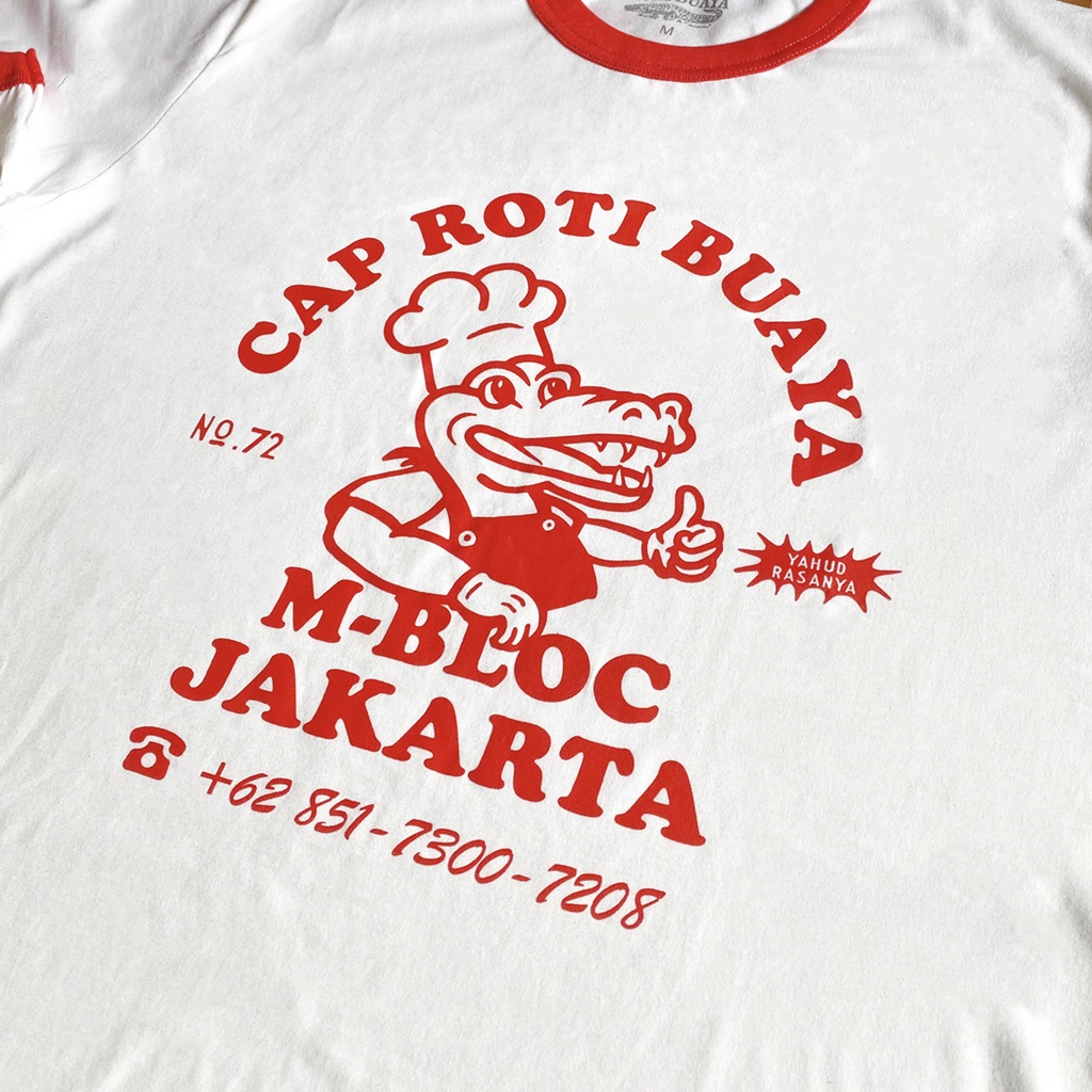 Baju Kaos Putih - Cap Roti Buaya Edisi M Bloc Jakarta