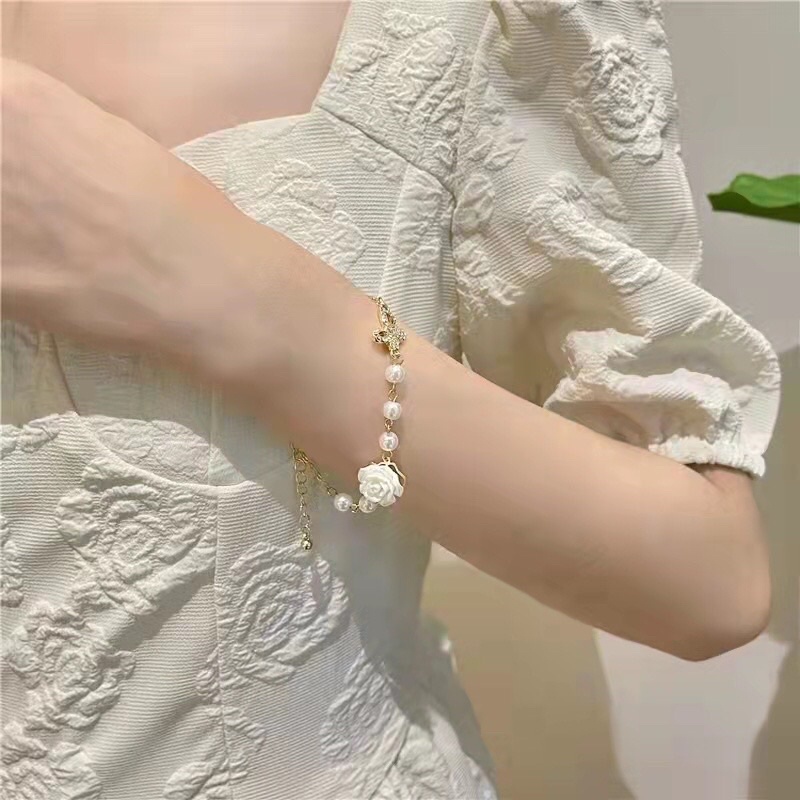 Gelang aesthetic white rose