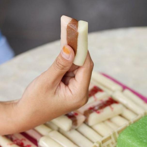 

Diskon Getuk Tri Warna ECO oleh-oleh asli Magelang 09