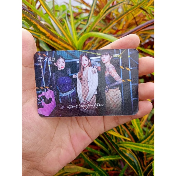 PC CHAER LIA RYUJIN ITZY X ULTRAMILK OFFICIAL