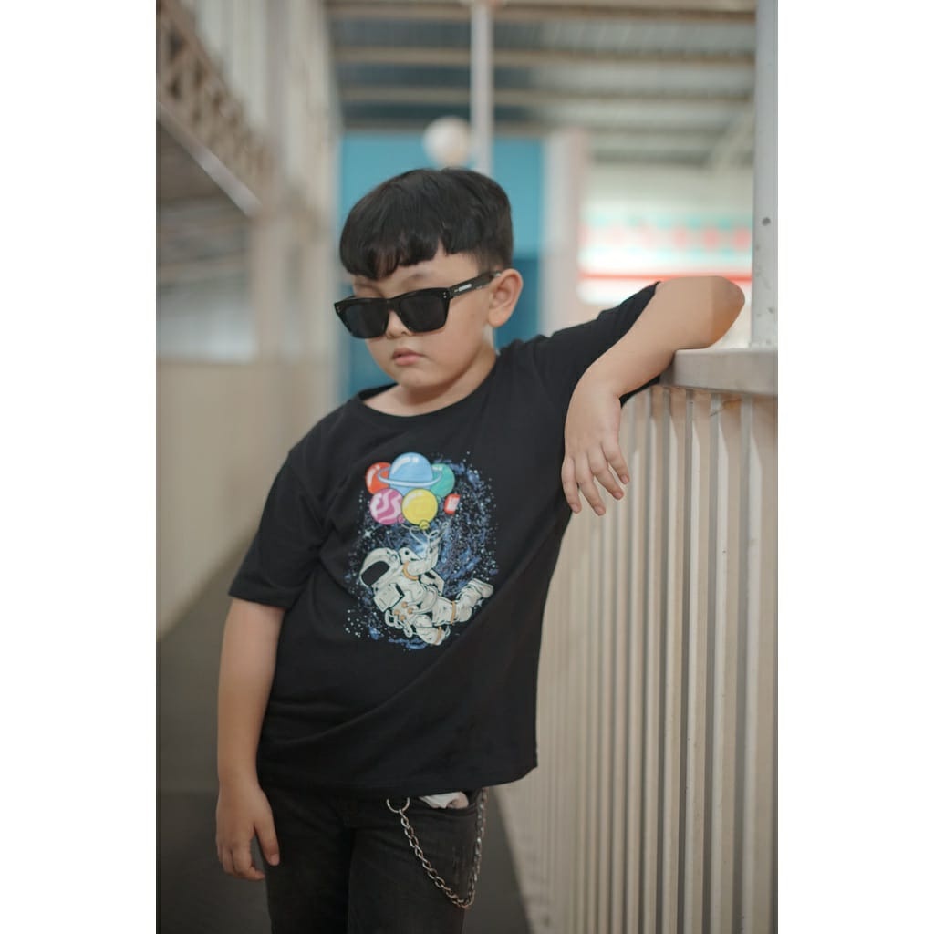 Kaos Anak Laki Laki Lets Fly Umur 7 - 12 Tahun