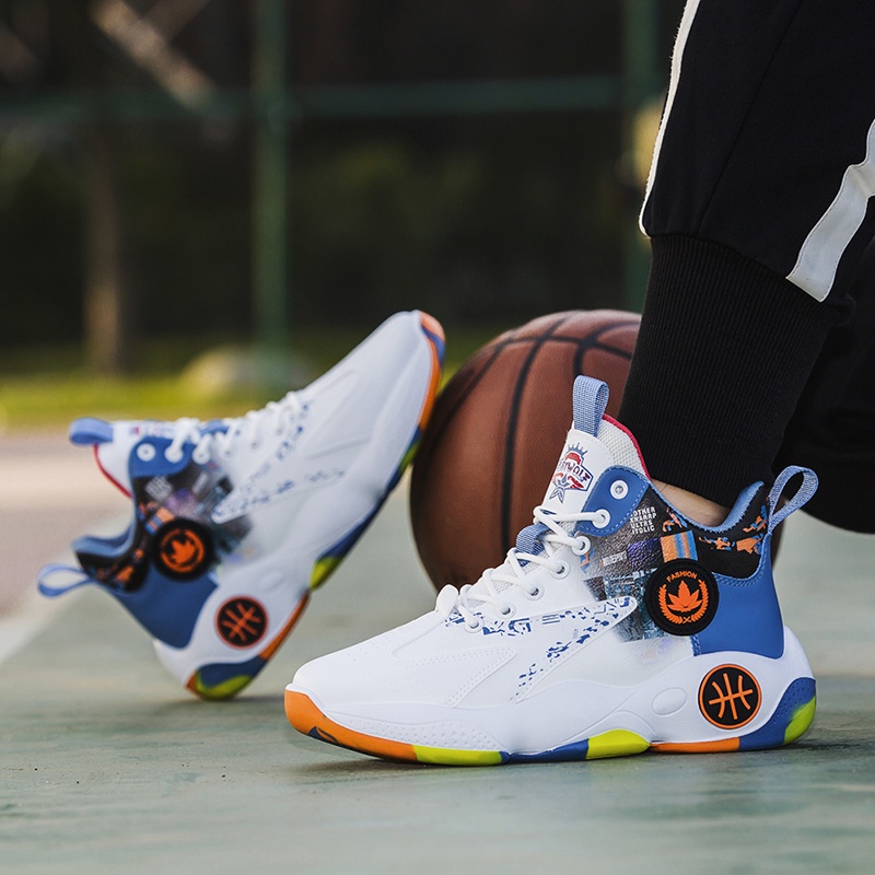 Toread Sepatu Sneakers Putih Fashionable Sepatu Olahraga Pria Model Kekinian Outdoor MB101