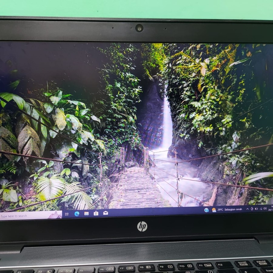 Laptop | HP Elitebook 745 G2 | AMD A10 Pro - 7350B R6 | Radeon R6 Graphics Siap pakai