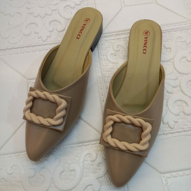 Sepatu sendal kk56