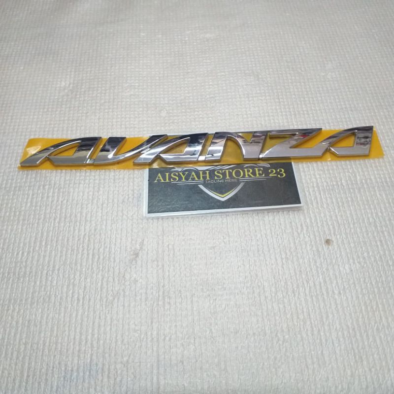 emblem logo tulisan Avanza mobil Toyota Avanza original