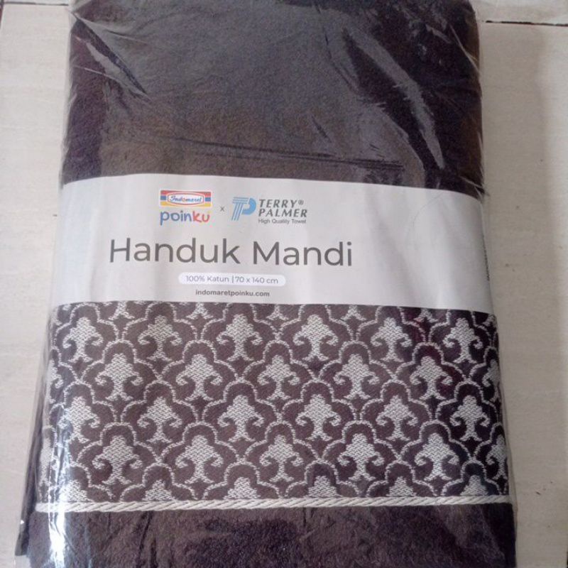 Handuk Terry Palmer Indomaret Poinku warna cokelat 70 x 140 cm