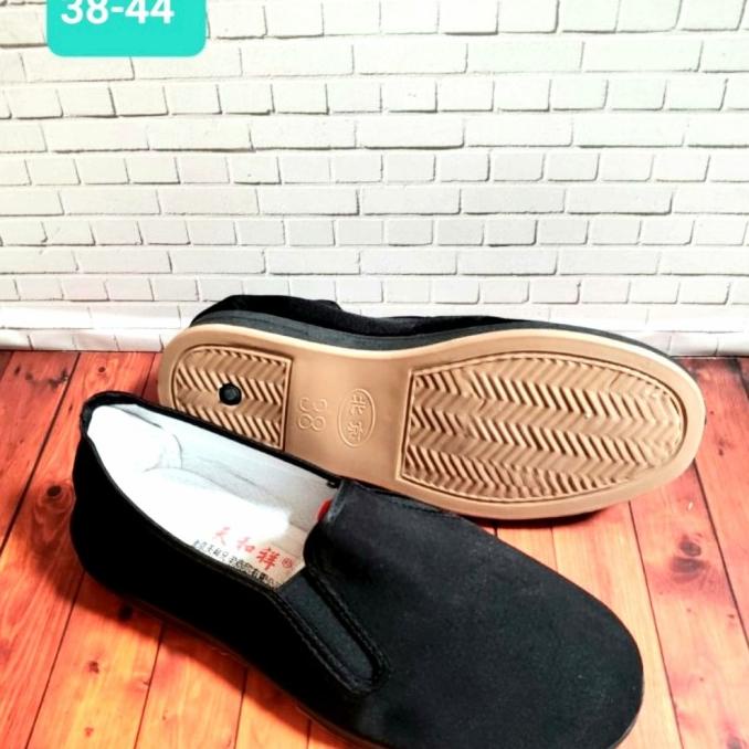 SEPATU SLIP-ON BIGBOSS BRUCE LEE | SEPATU MURAH | SEPATU KUNGFU