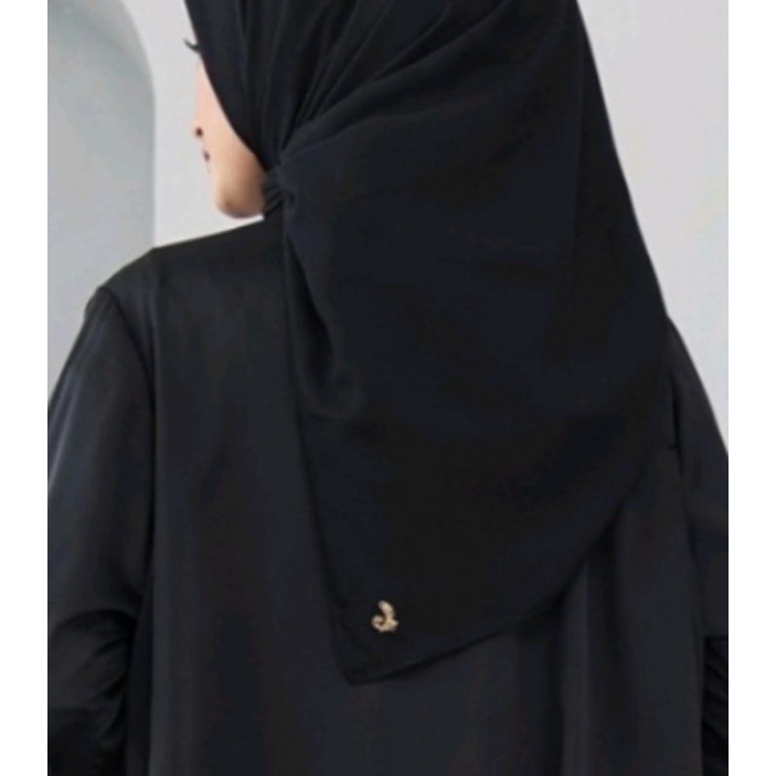 Hijab kerudung segi empat voal premium polos warna hitam