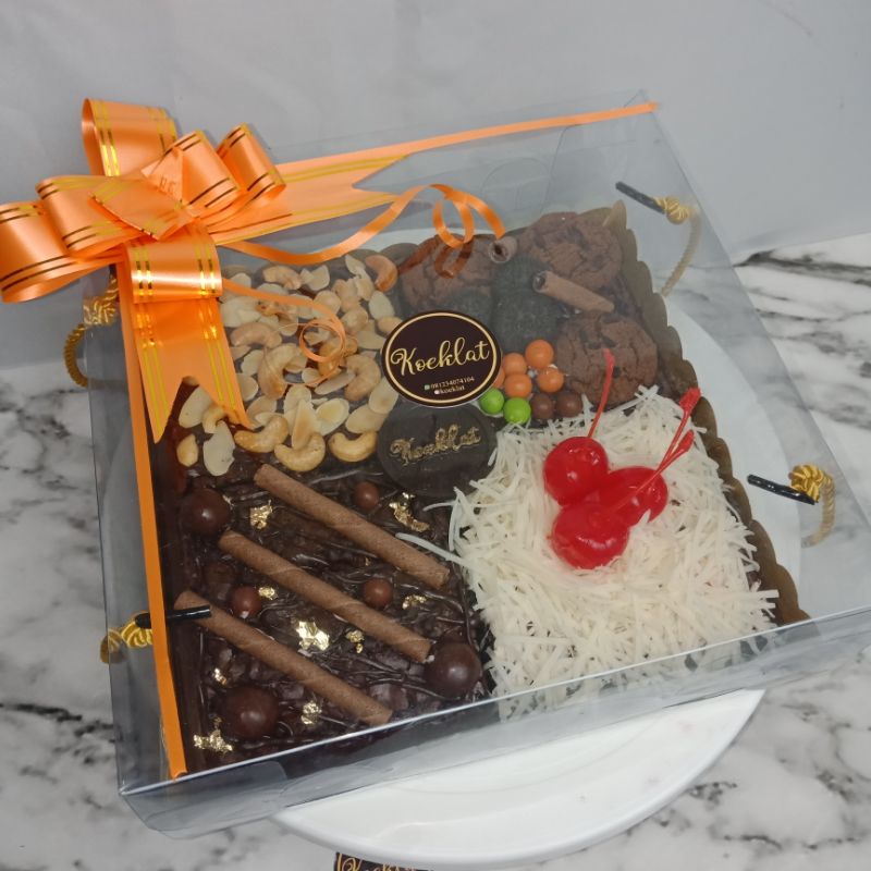 

(instant only) Halal Premium hantaran brownies fudgy by koeklat gresik