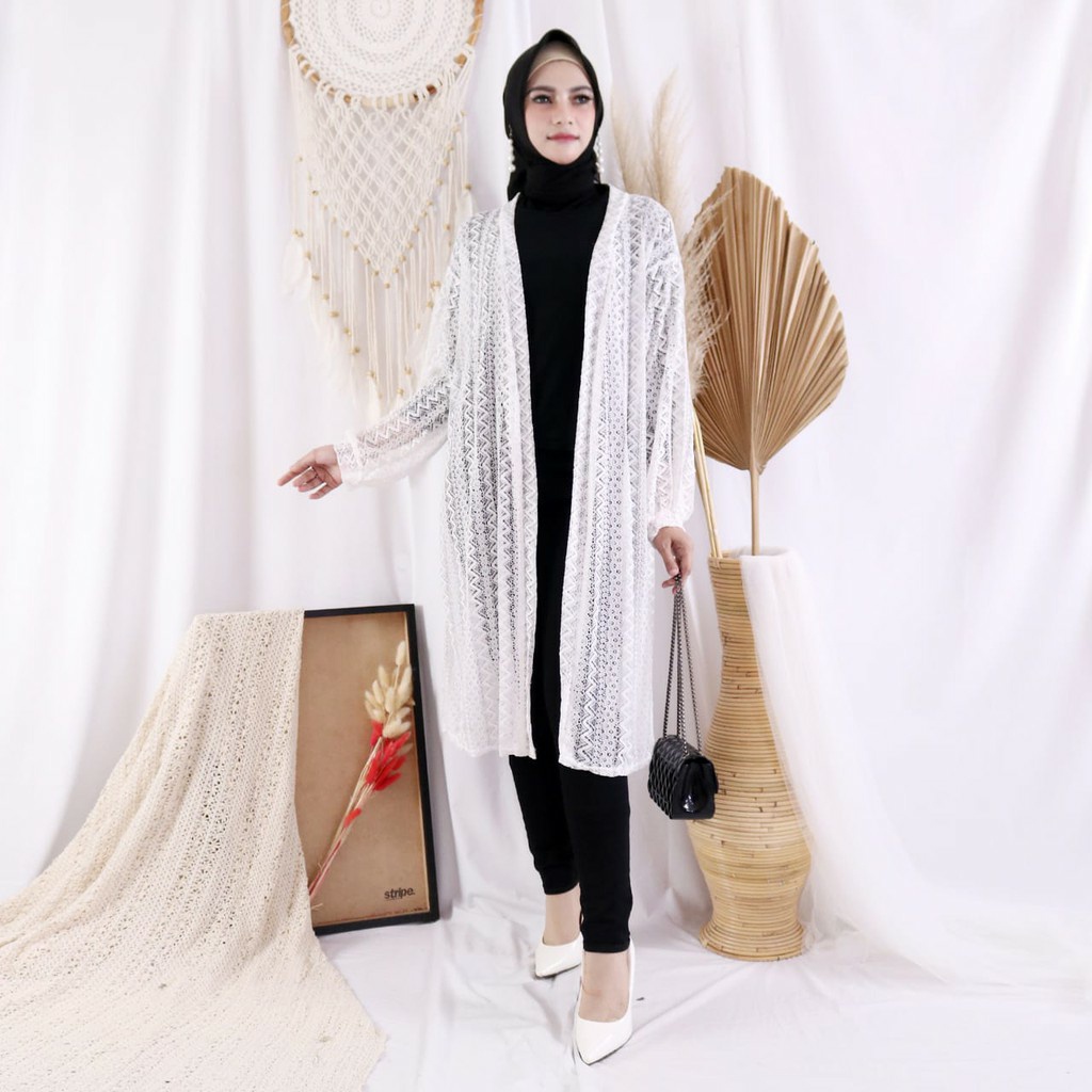 PAKAIAN WANITA MUSLIMAH LONG OUTER CARDIGAN PUTIH BROKAT LENGAN PANJANG