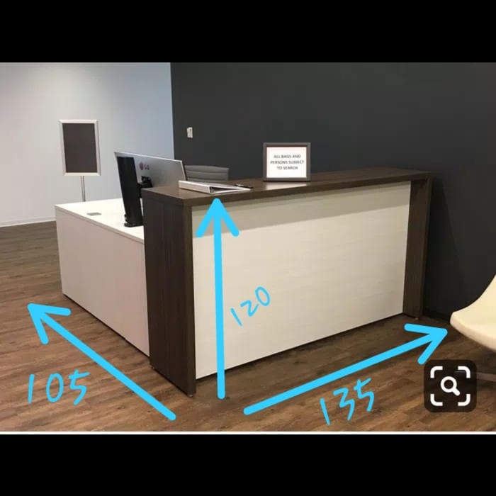 meja resepsionis minimalis