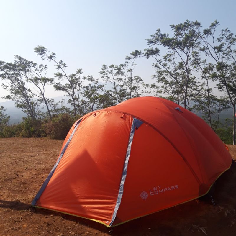 TENDA CAMPING DOME KAP. 4 ORANG BEKAS/ SECOND