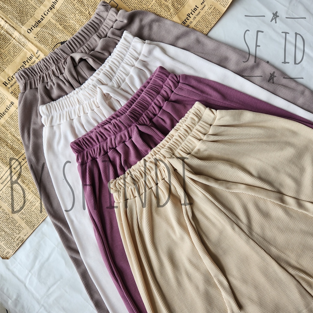 By Shindi - Celana Kulot Bahan Rib Knit Highwaist