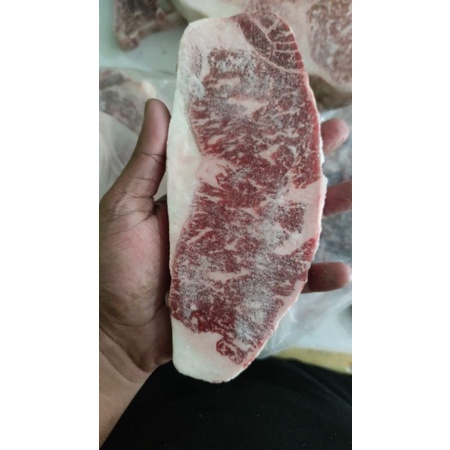 

Sirloin Wagyu Mb 8-9 200gr 1.5cm