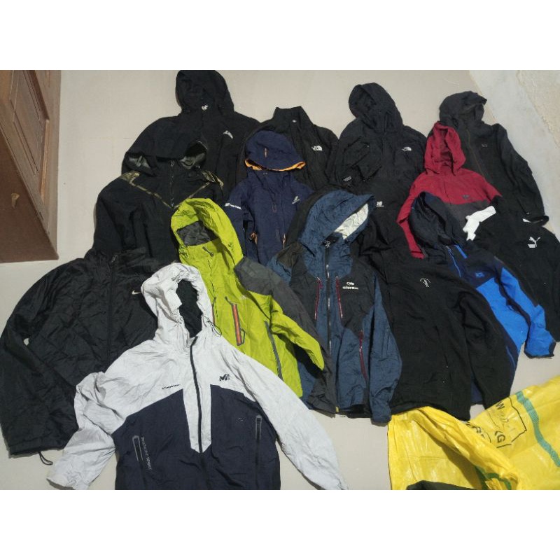 borongan jaket outdoor