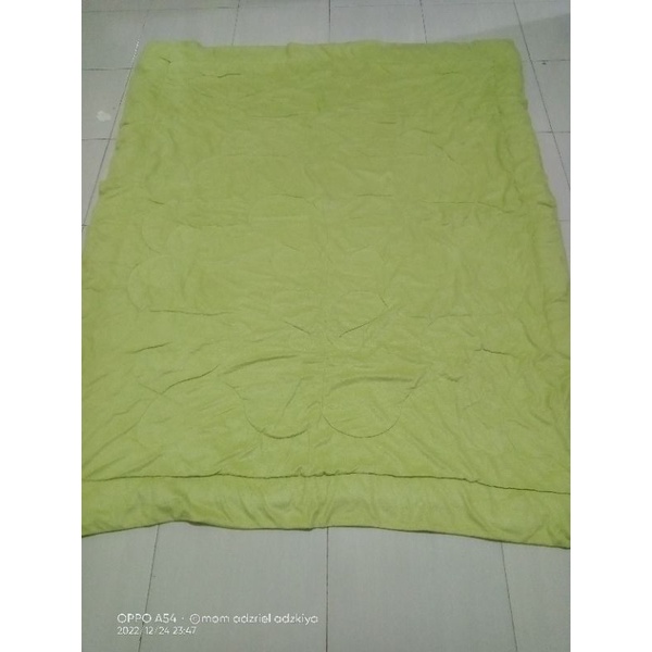 Selimut hijau preloved