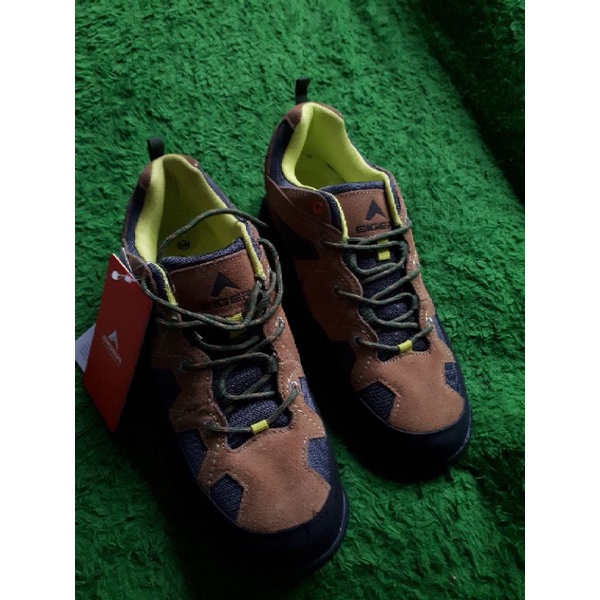 sepatu natoas size 45