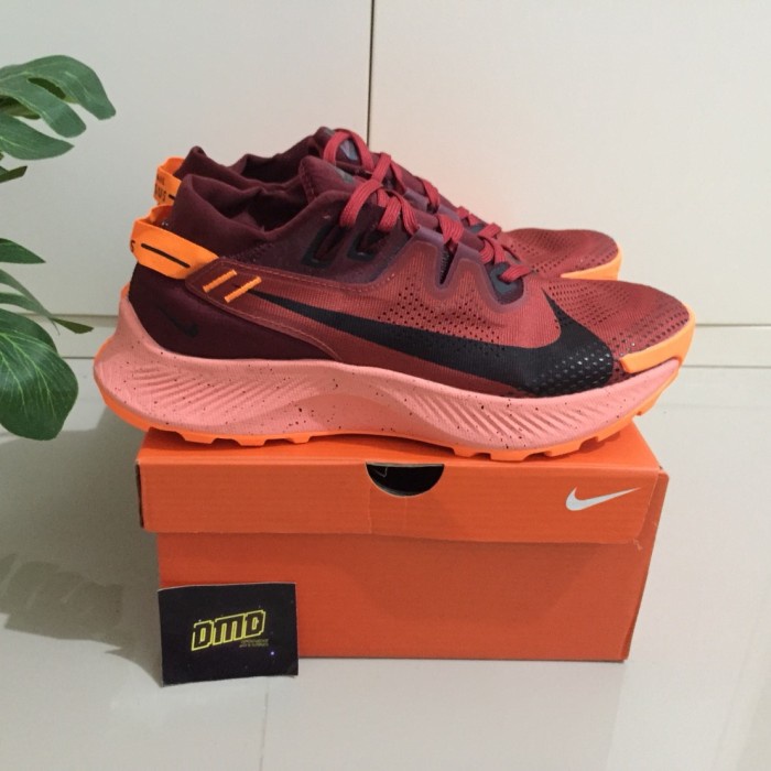 Sepatu Pria/Wanita Nike Zoom Pegasus Turbo Trail 2 Maroon Orange 39 Sneakers Harian Keren Sport Runn