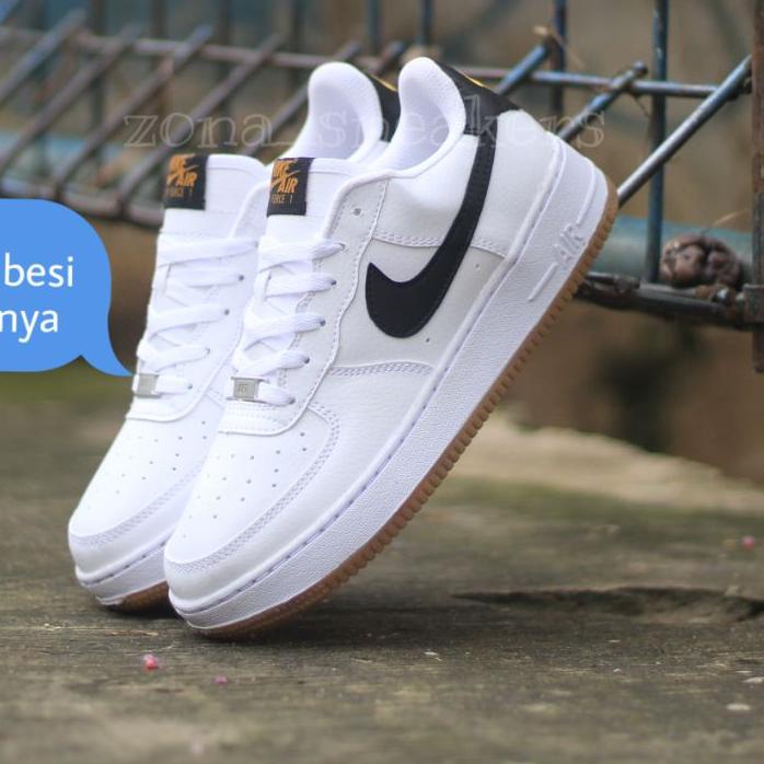 New Ready NIKE AIR FORCE 1 WHITE BLACK GUM SNEAKERS PRIA