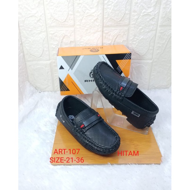 SEPATU ANAK LAKI-LAKI RHPSL 107