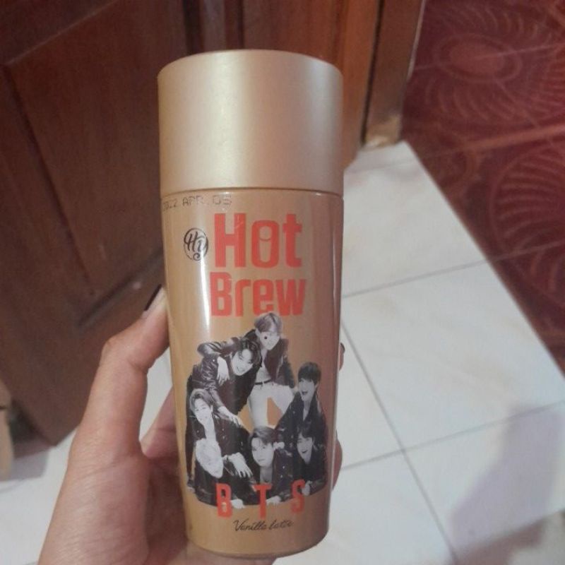 

Hot Brew Paldo Vanilla Latte BTS