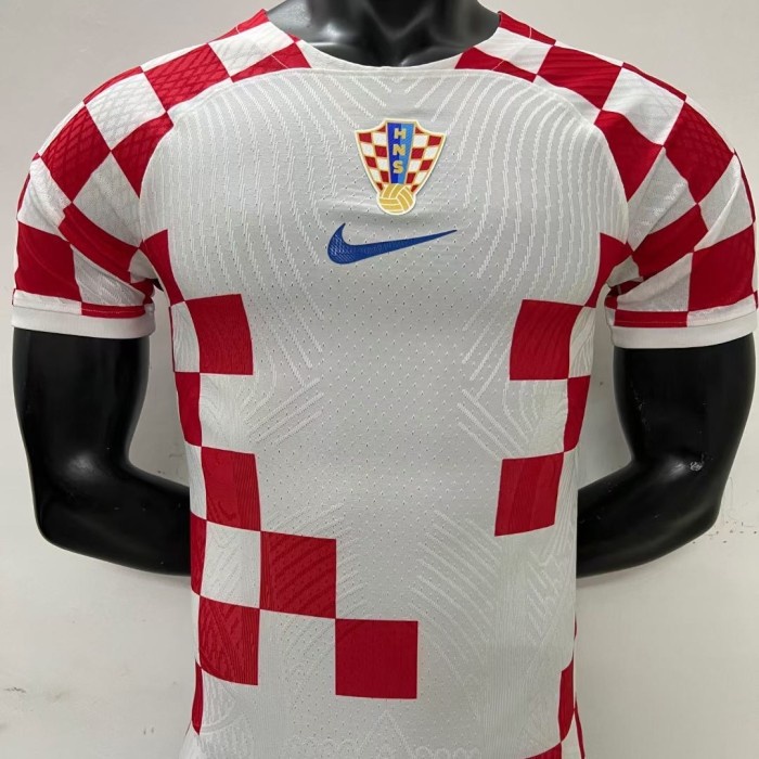PG - JERSEY BOLA KROASIA HOME PLAYER ISSUE VAPORKNITS WORLD CUP 2022 - S